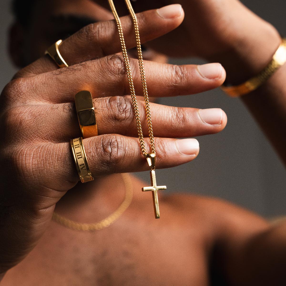 Colar de Cruz Plana - Ouro