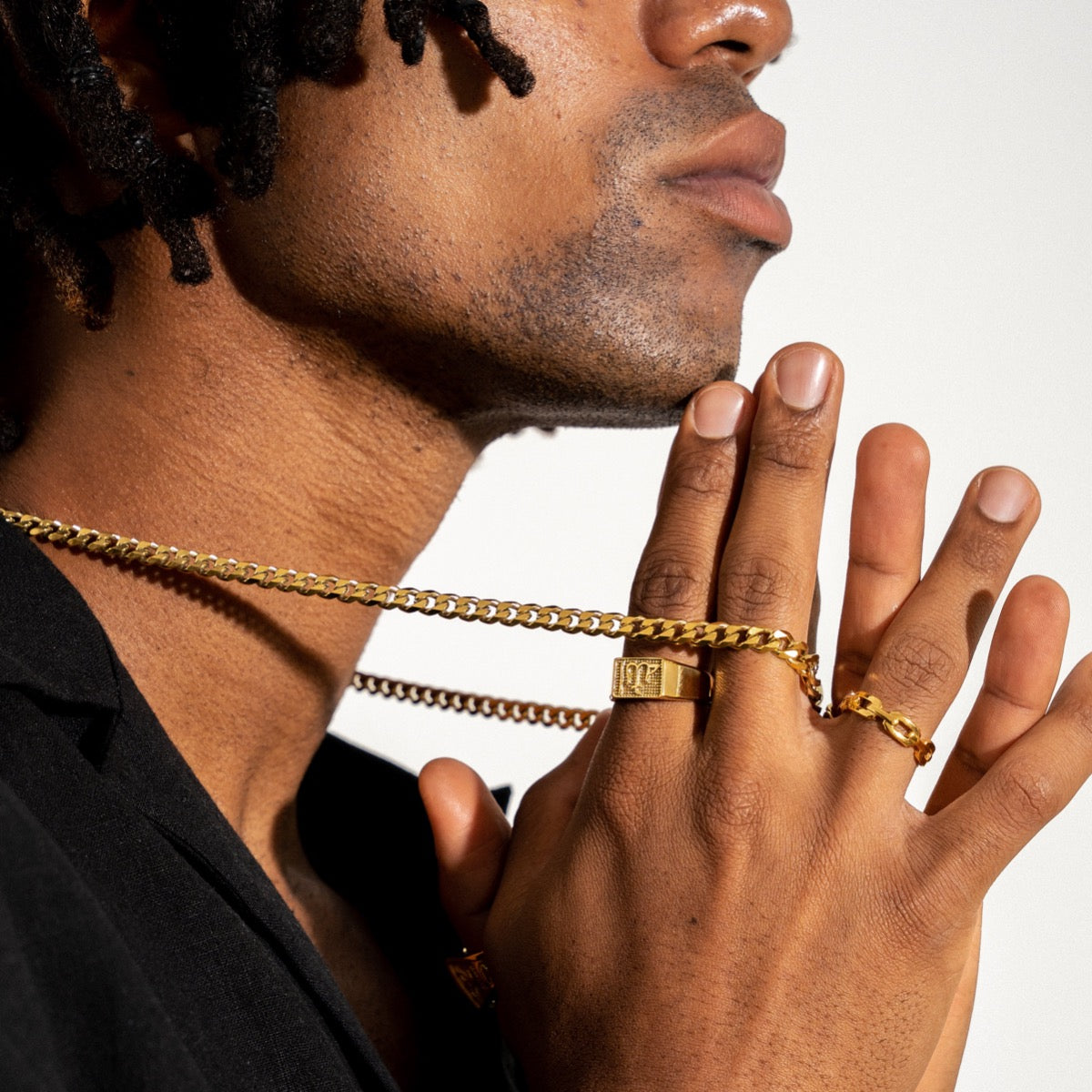 Colar Curb em Ouro 18K